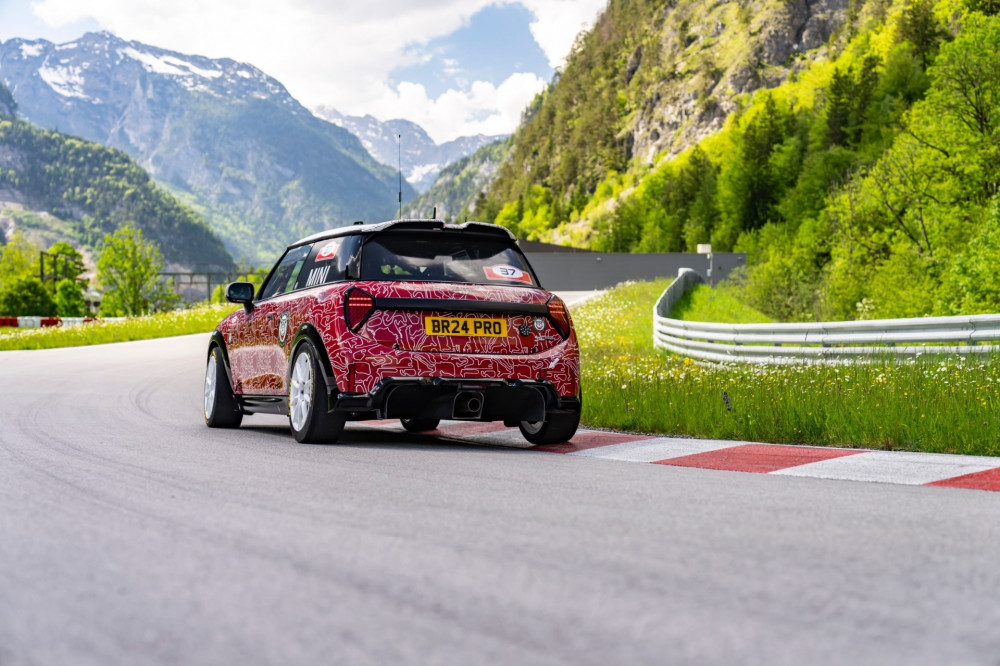MINI John Cooper Works PRO